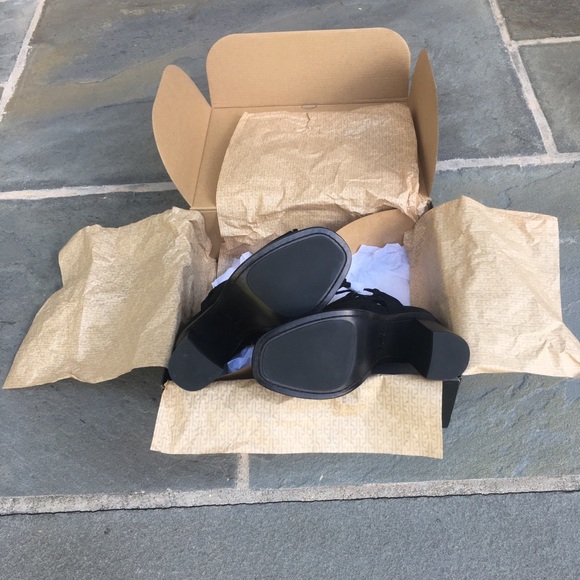 Brand New Frye Amy Side Ghillie Boots - Picture 6 of 13